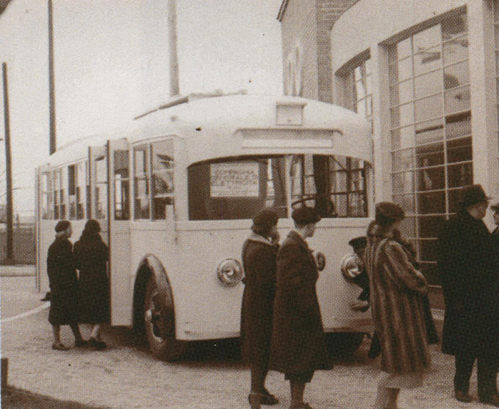 prvi-medjunarodni-sajam-automobila-u-beogradu-19.jpg